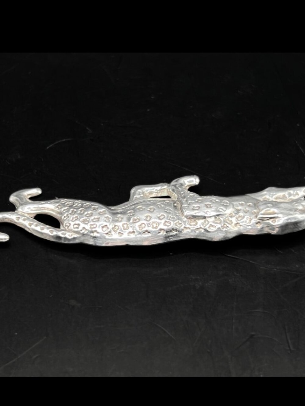 Vintage Hammered Sterling Silver Panther or Leopard Brooch 1970s - Picture 5 of 8